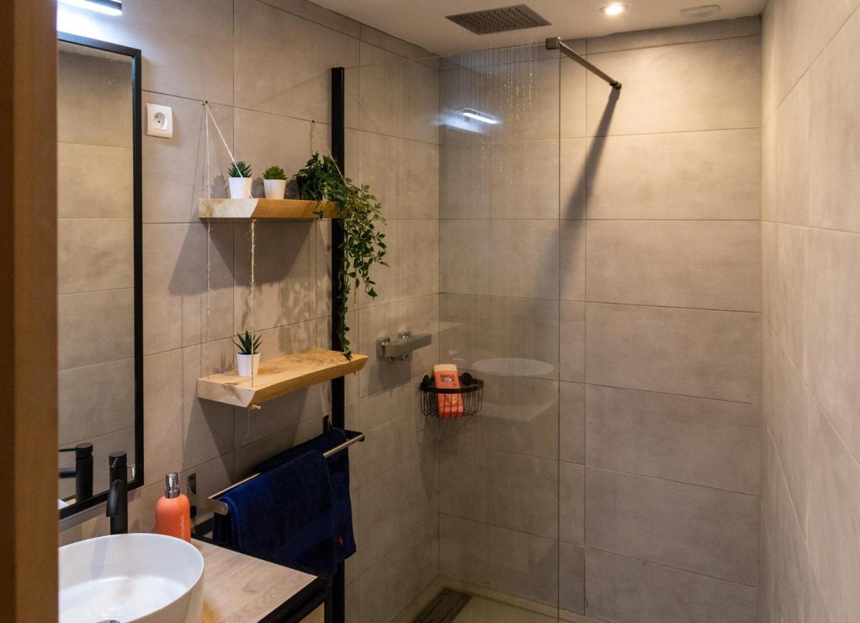 T2 Moderne Hypercentre 40M2, Au Pied De La Cathedrale Appartement Auch Buitenkant foto